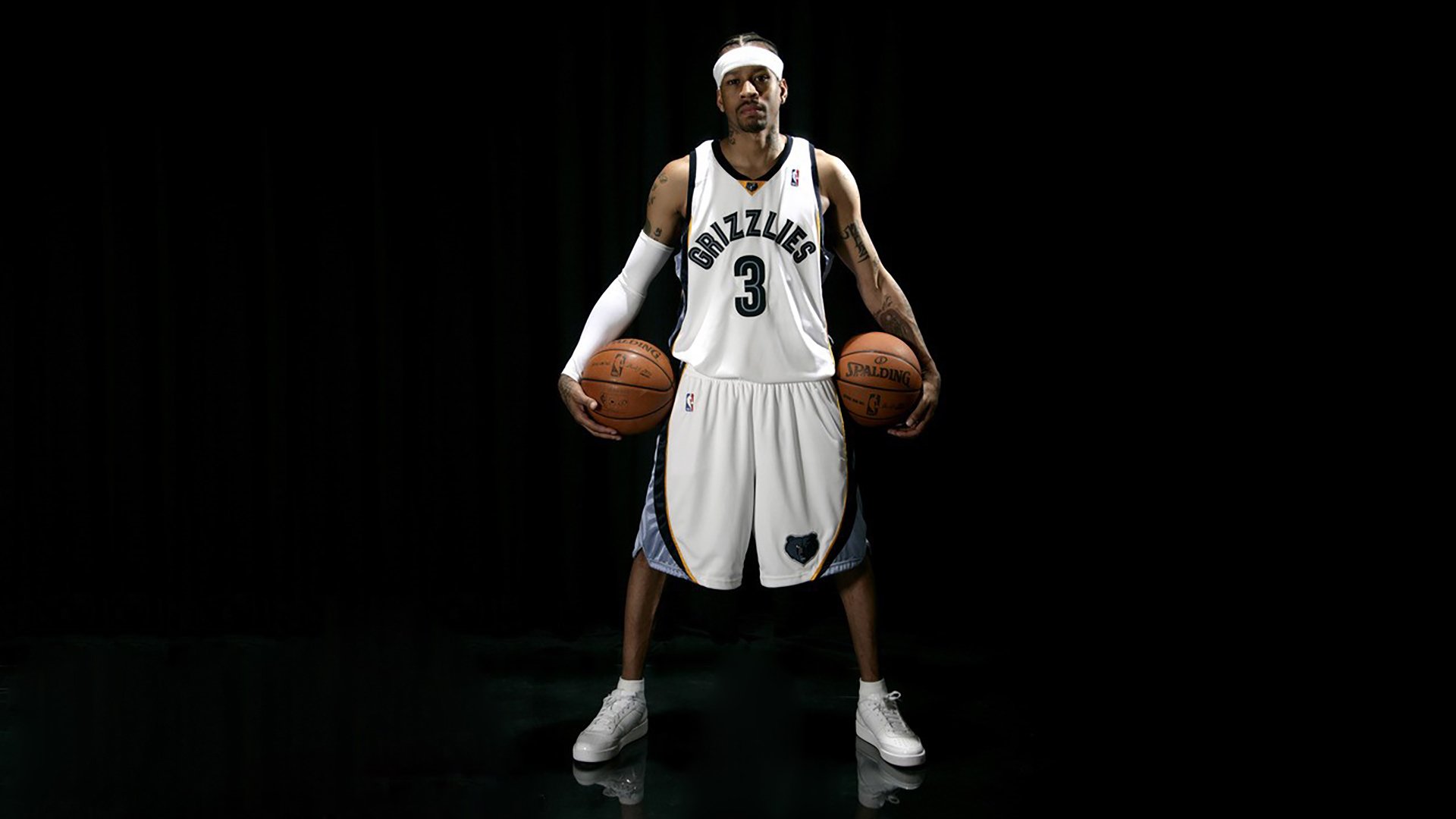 体坛大乱斗,NBA季后赛悬念丛生,皇马全明星后调整名单,费德勒跨界问鼎勇士赛